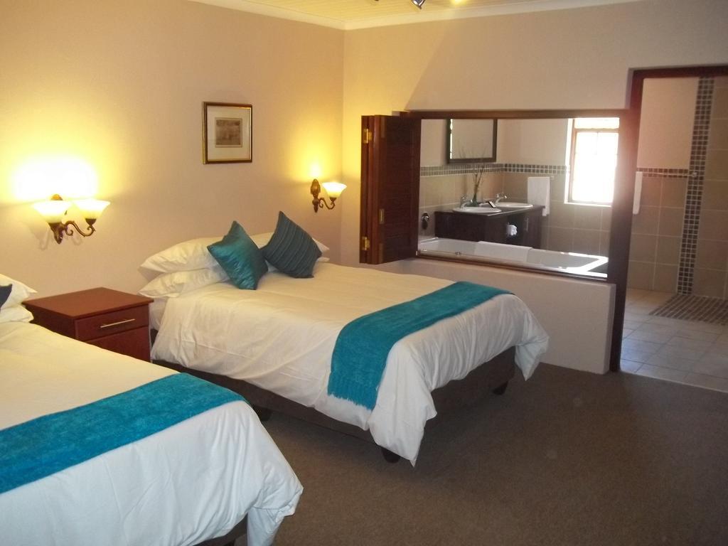 Queen Manor Boutique Guest House Graaff Reinet Room photo